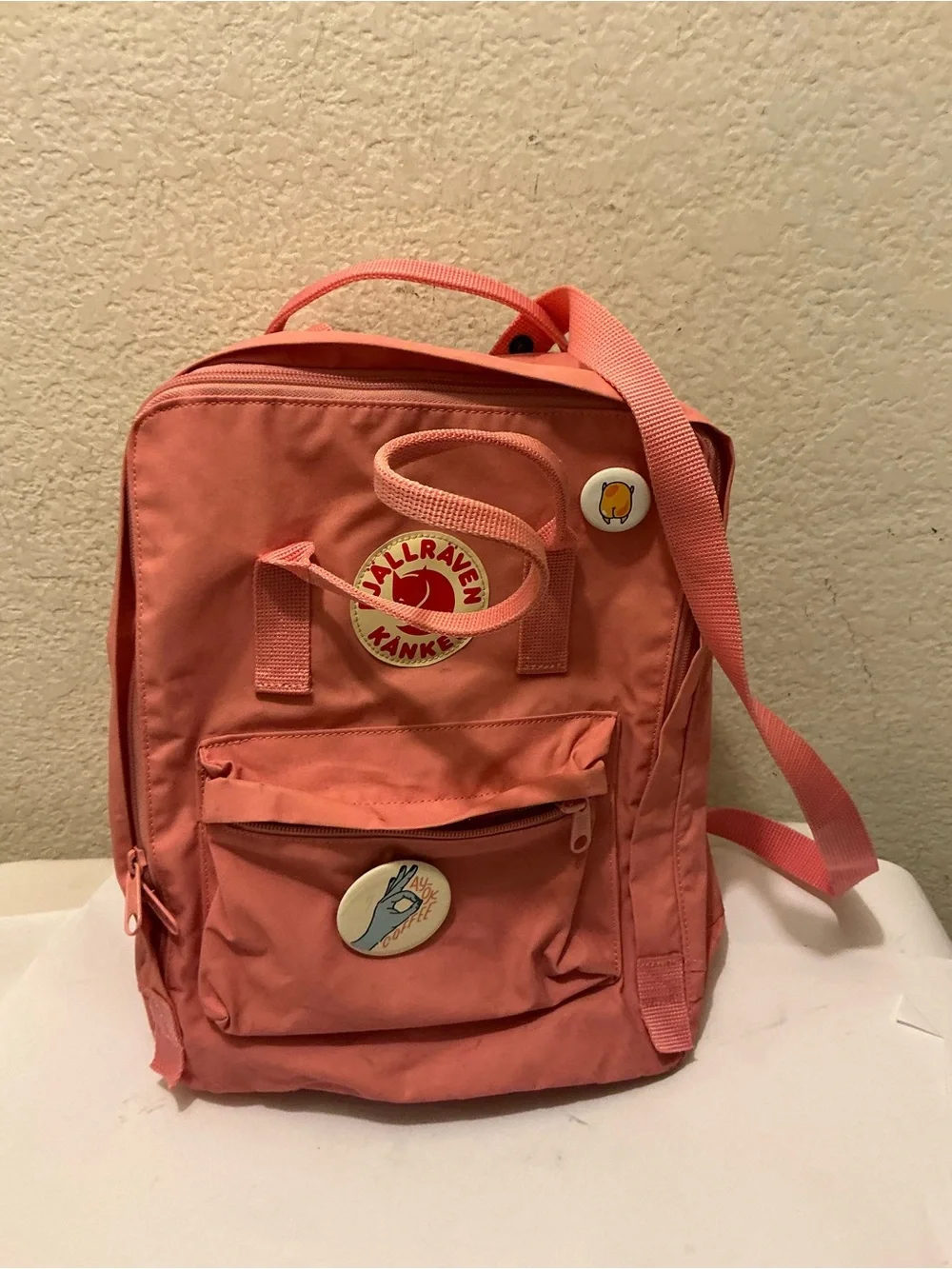 Fjallraven Kånken Backpack in Coral Pink